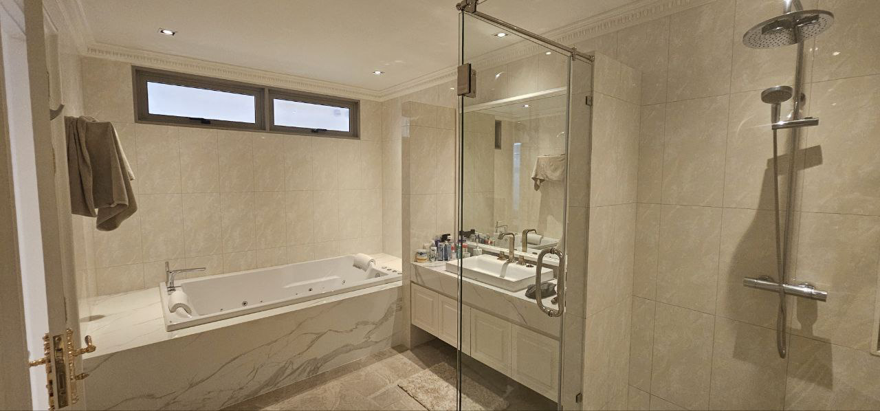 Продажа 3-спальной виллы в Gold Chariot Pool Villa (ID 385)