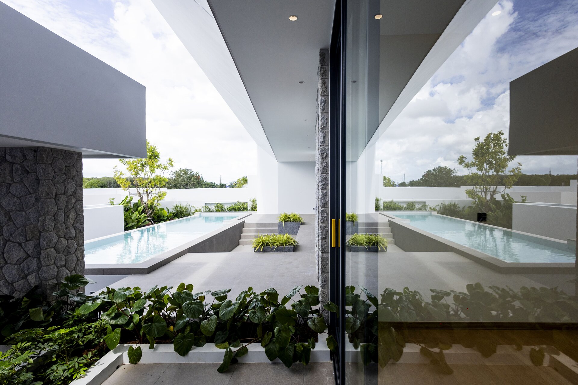 วิลล่า 3 ห้องนอนในโคลเวอร์เรสซิเดนซ์ (ID 159)