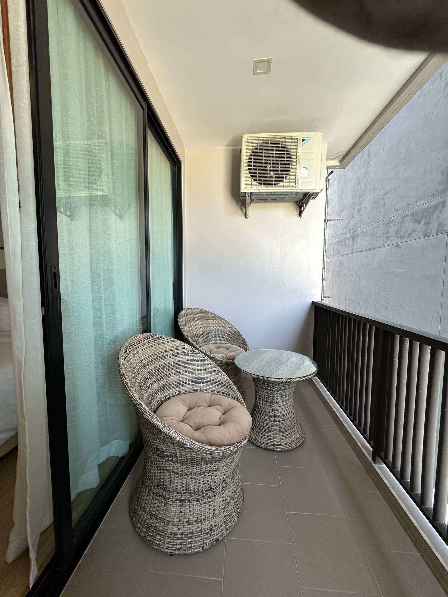 อพาร์ตเมนต์ 1 ห้องเดอะพราวด์ราไวย์-ยูนิต 307 (ID 220)