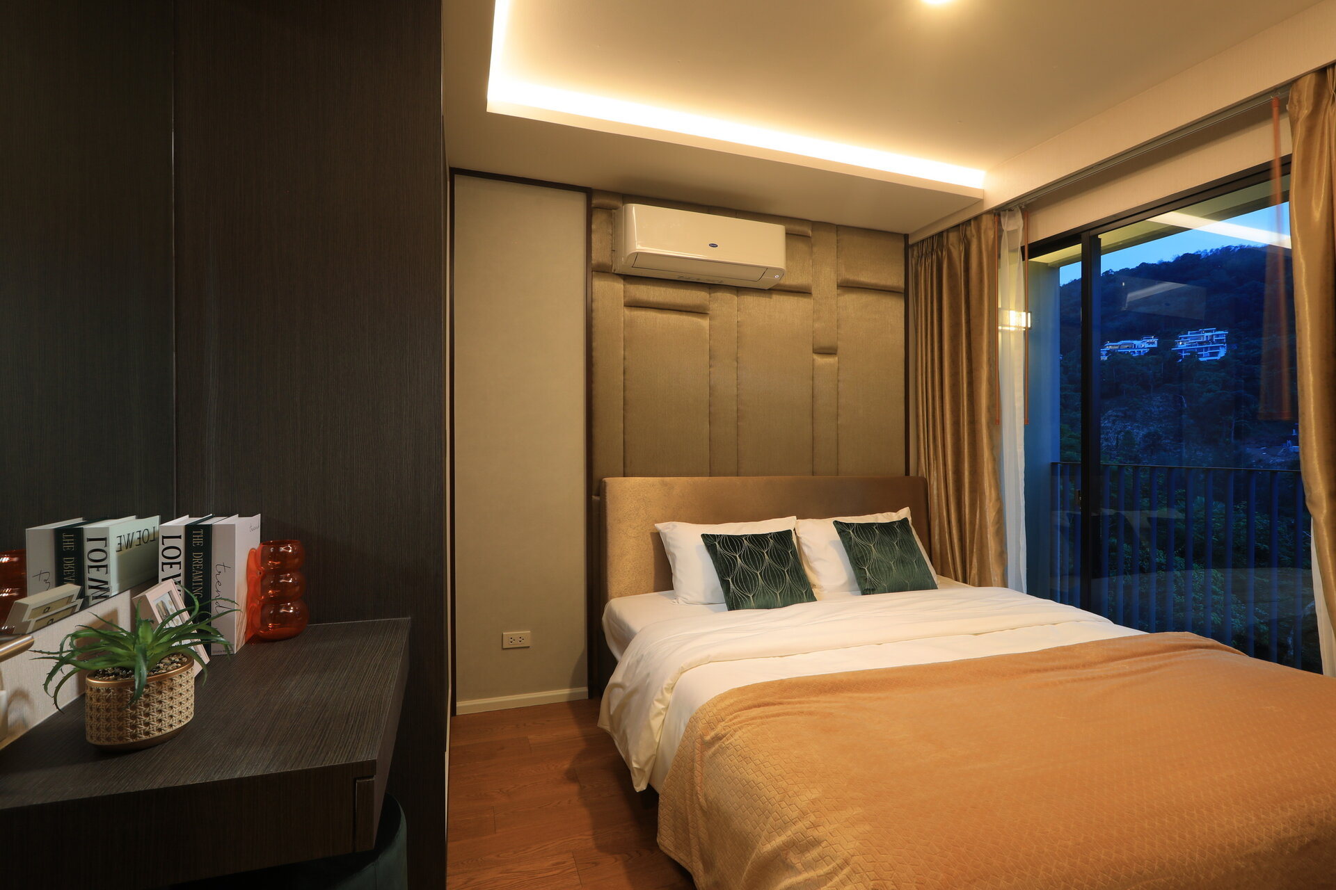 อพาร์ตเมนต์ 3 ห้องนอนไมด้าแกรนด์ (ID 71)