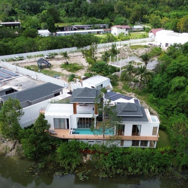 เลคฟร้อนท์วิลล่าบ้านมานิค-5 ห้องนอน (ID 155)