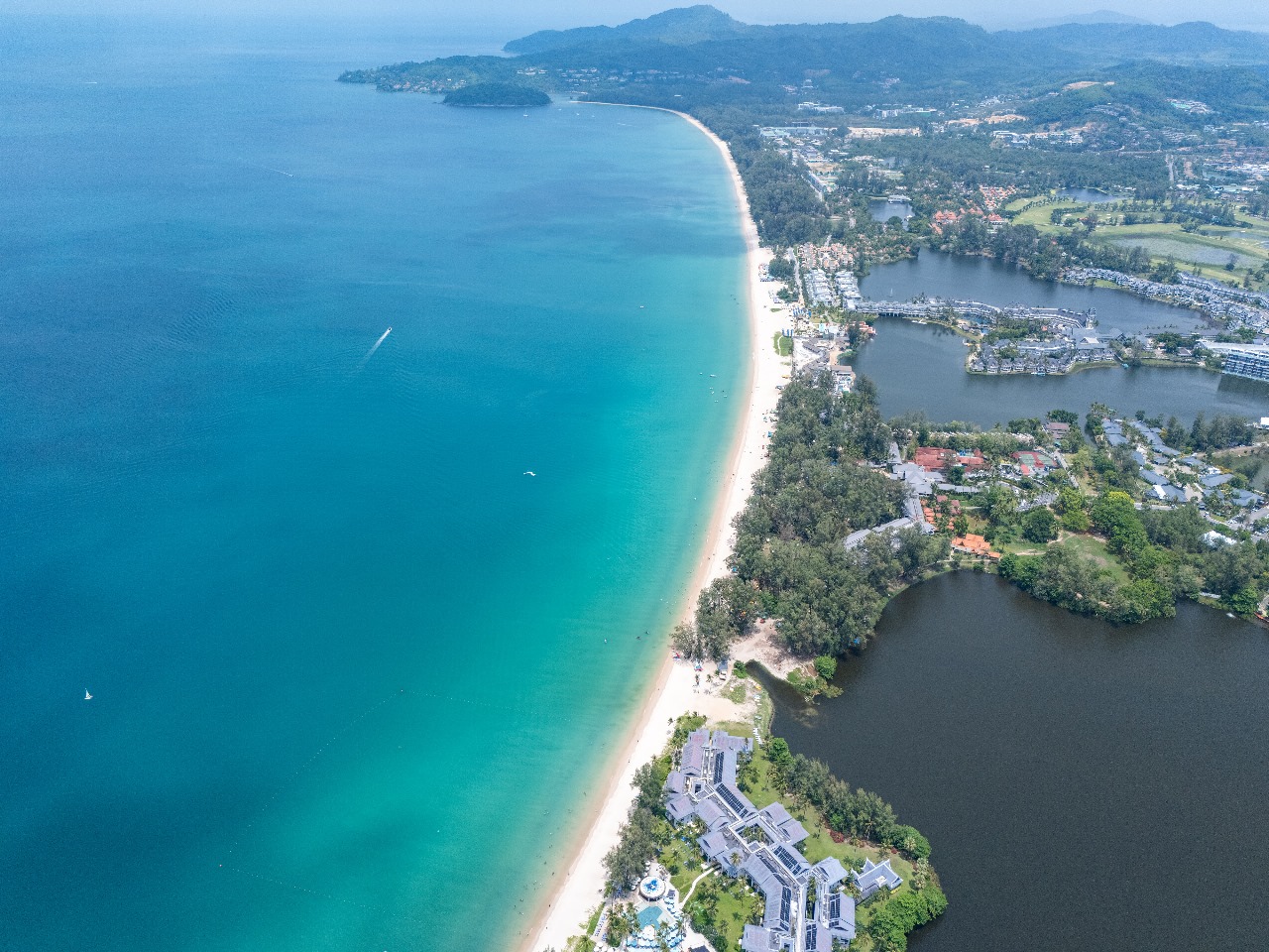 Продаю 2 спальные апартаменты в Laguna Beachside (ID 45)