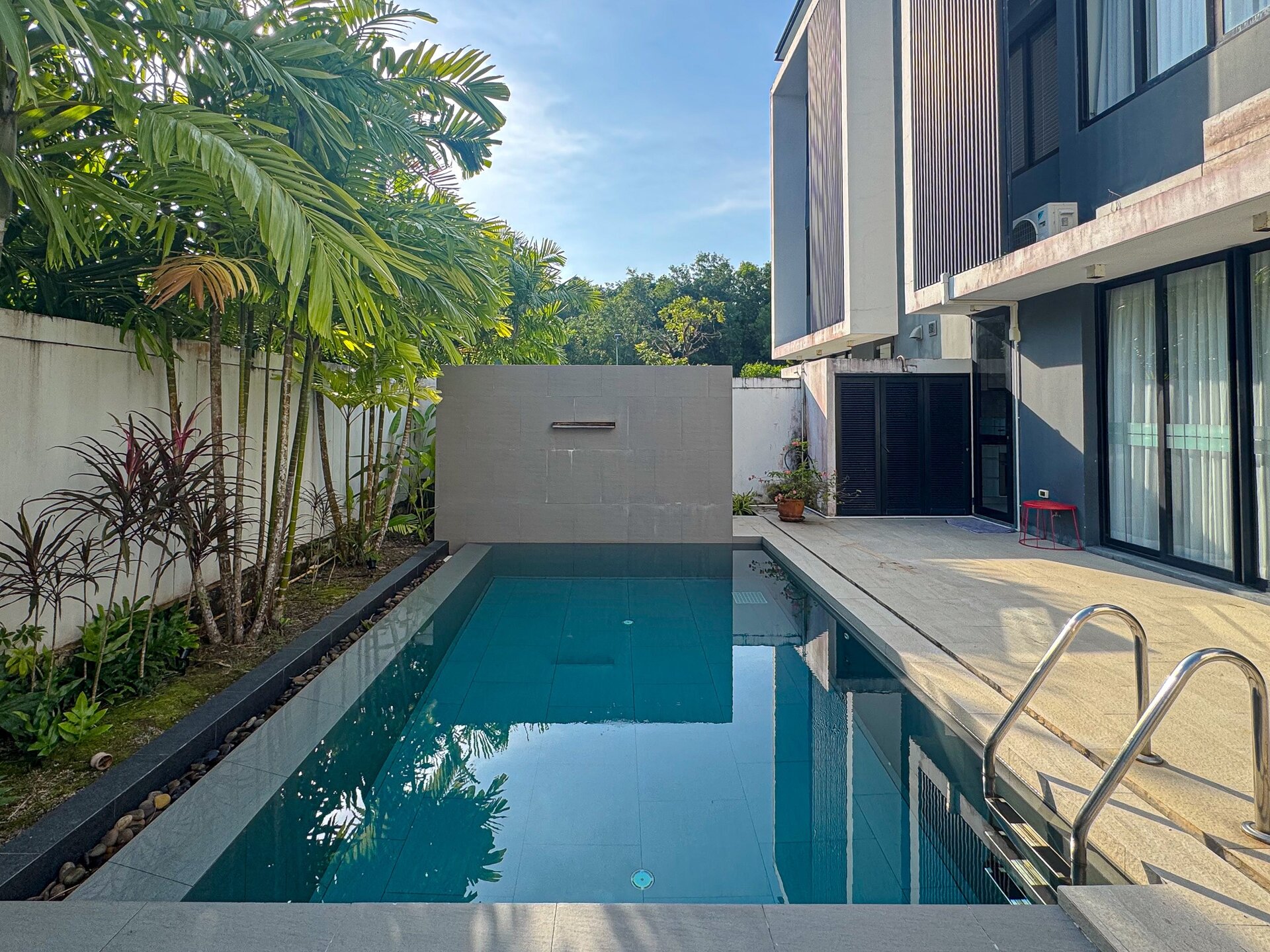 Townhouse for rent in Laguna Park II (ID 537)