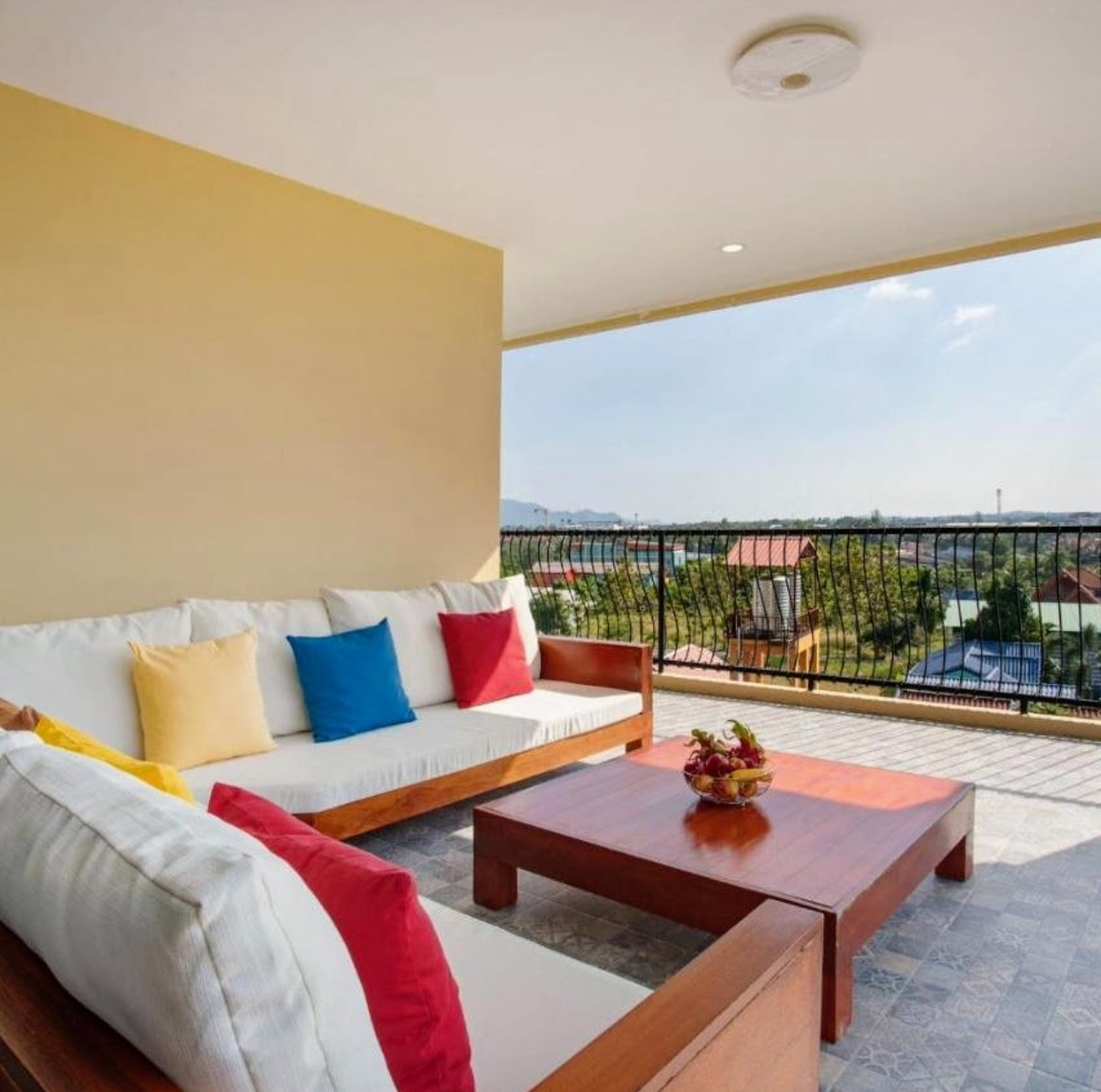 Здание с апартаментами (ID 628)