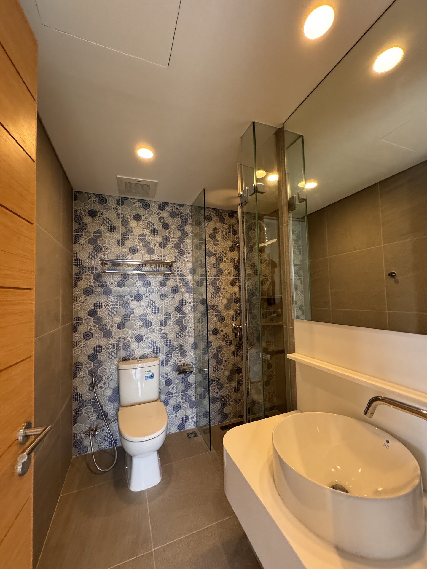 2 bedroom apartment for sale in Laguna Lakeside (ID 510)