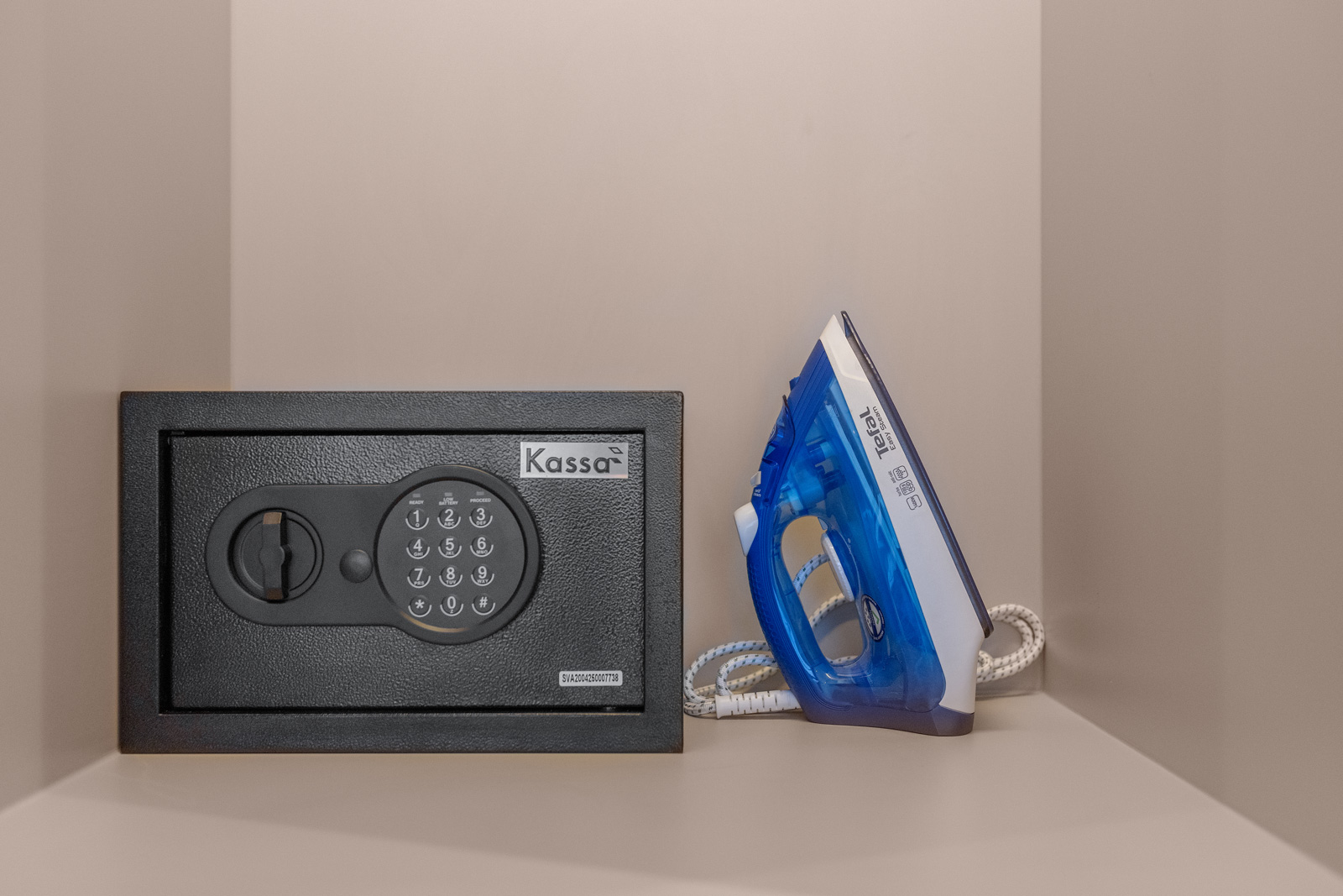 Bellevue Lagoon unit 414 (ID 701)