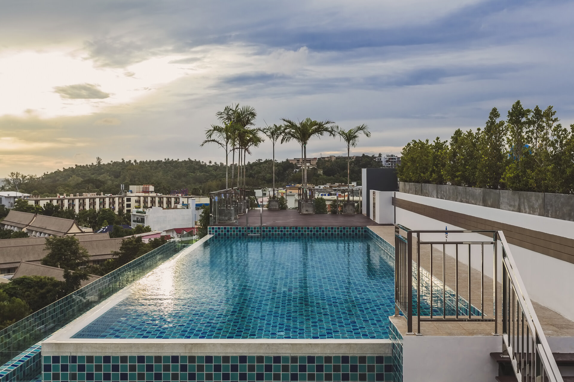 Аренда студии в Ozone Condominium, Ката (ID 238)