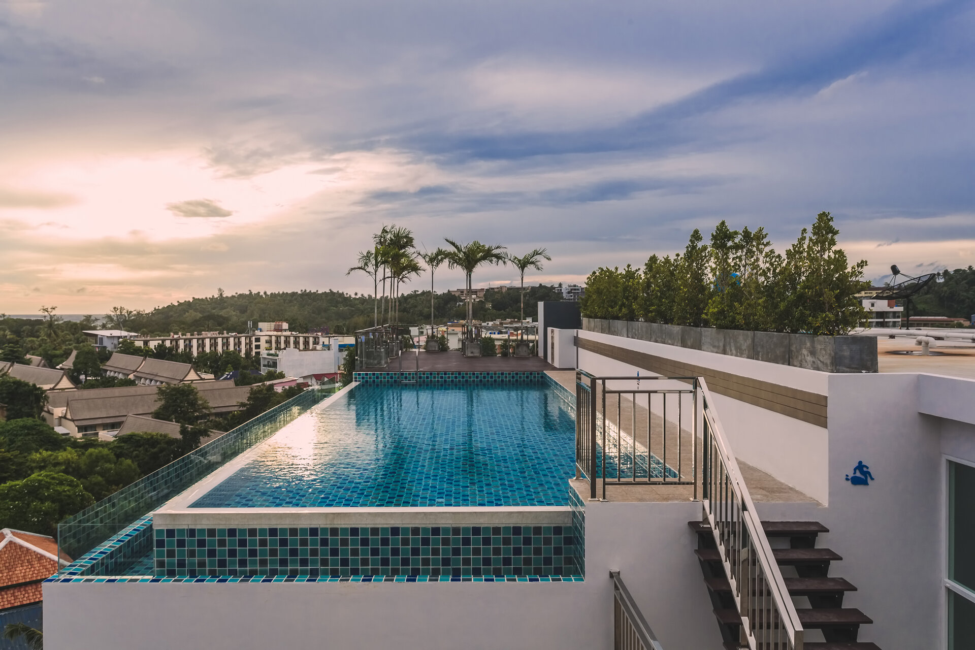 Аренда студии в Ozone Condominium, Ката (ID 238)