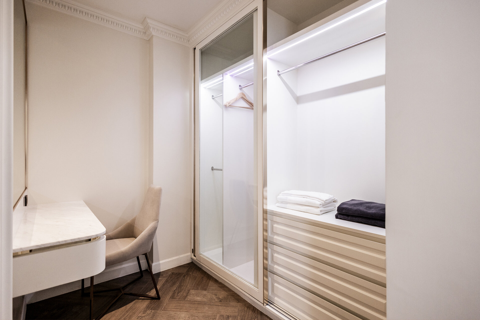 Gold Charoit (ID 554)