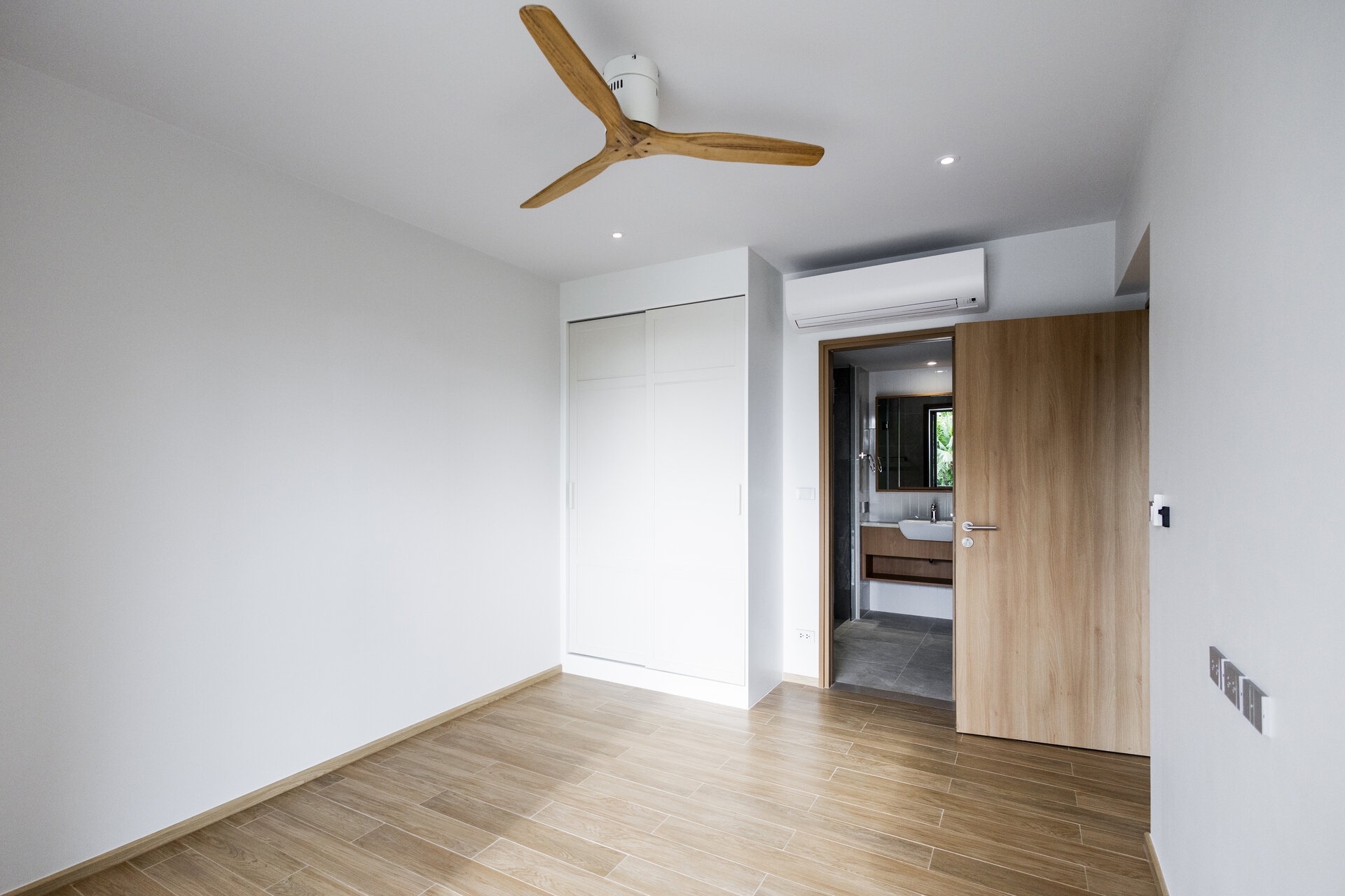 Laguna Beachside — 3 спальни, 133 м², юнит LBS1301 (ID 426)