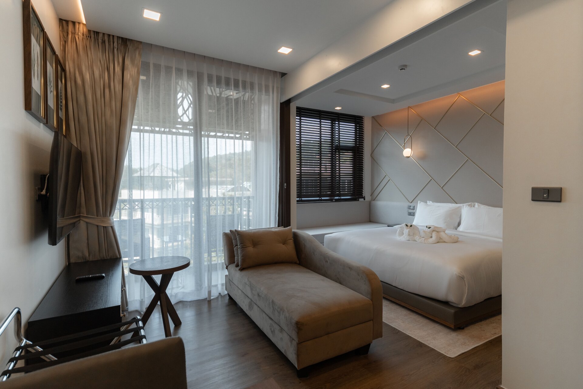 อพาร์ตเมนต์ 1 ห้องนอนเดอะพราวกะรน-ยูนิตบี 614 (ID 215)