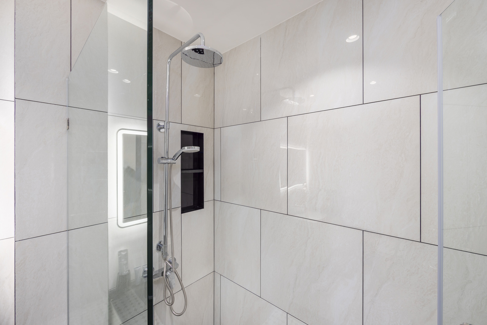 The Title Legendary A202 (ID 700)