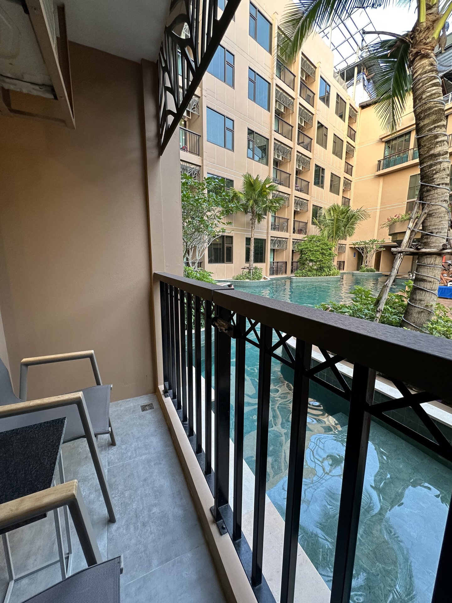 อพาร์ตเมนต์ 1 ห้องนอนเดอะพราวด์หาดกะรนห้อง 213 (ID 182)