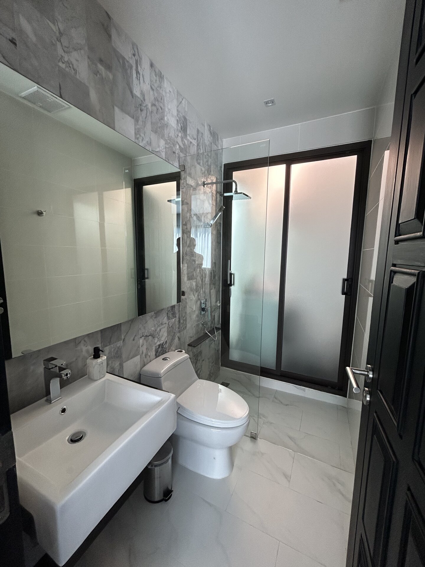 2 спальная вилла с бассейном в Чалонге (ID 1)