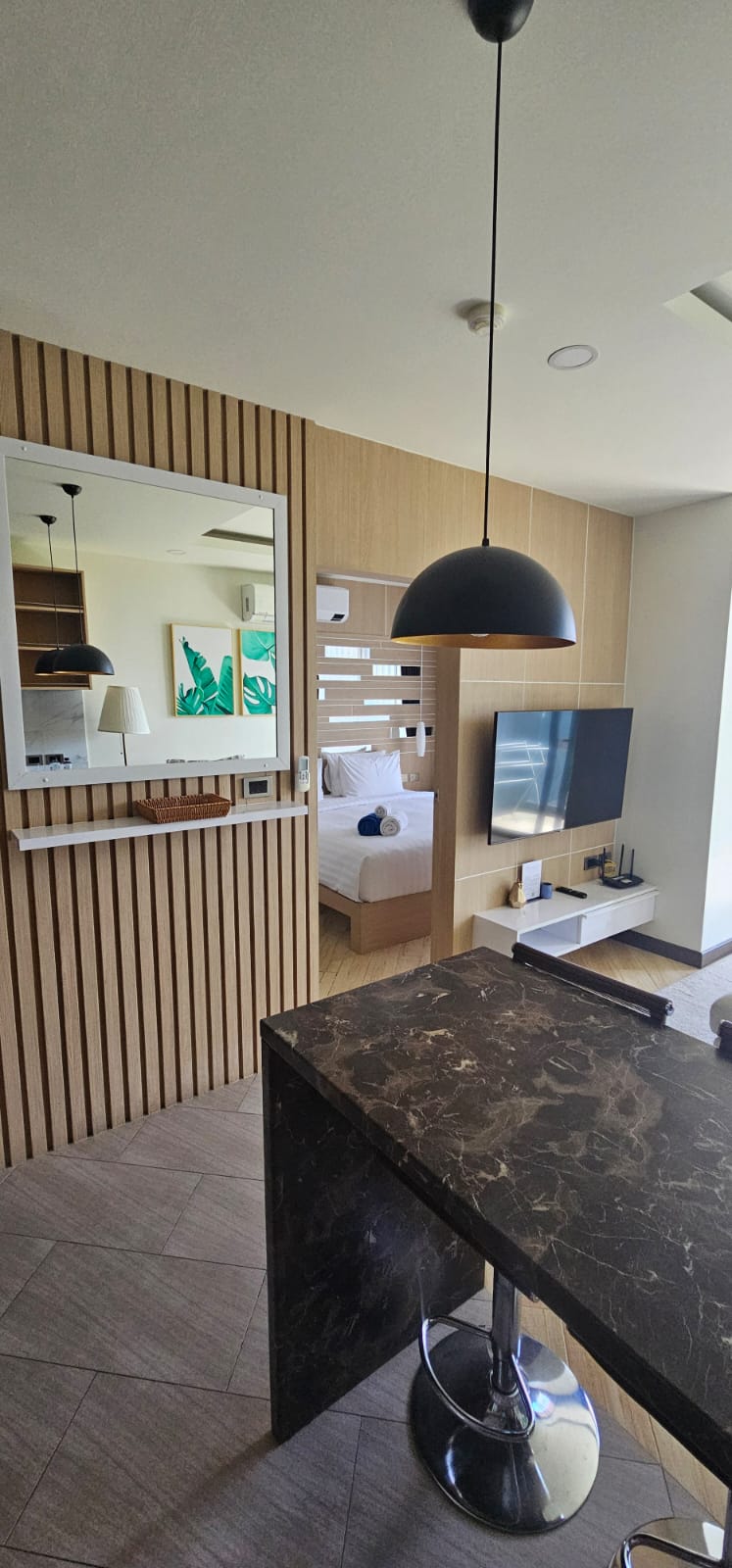 อพาร์ตเมนต์ 1 ห้องนอนวิวทะเล (ID 115)