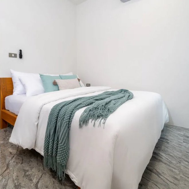 The 8 pool villa (ID 665)