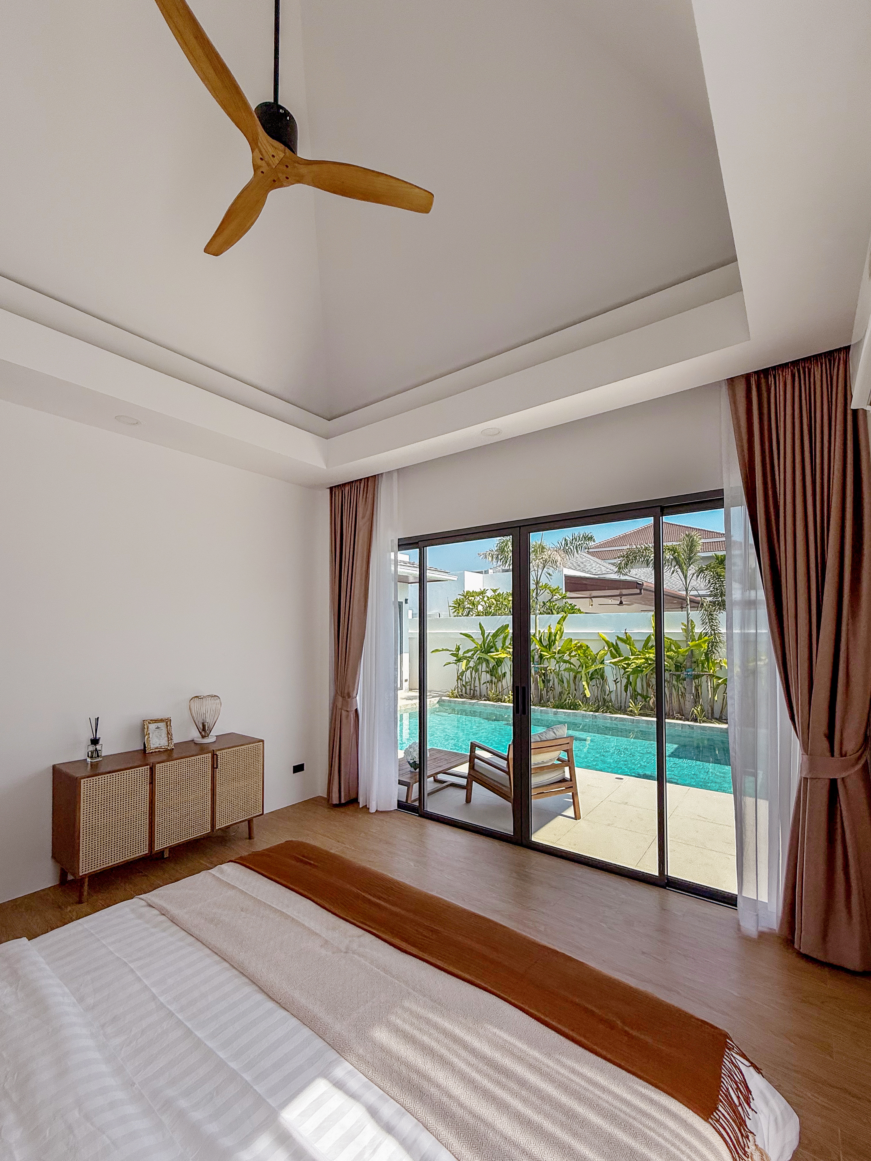 Продажа 3-спальной виллы Villa Nai Harn Residence (ID 523)