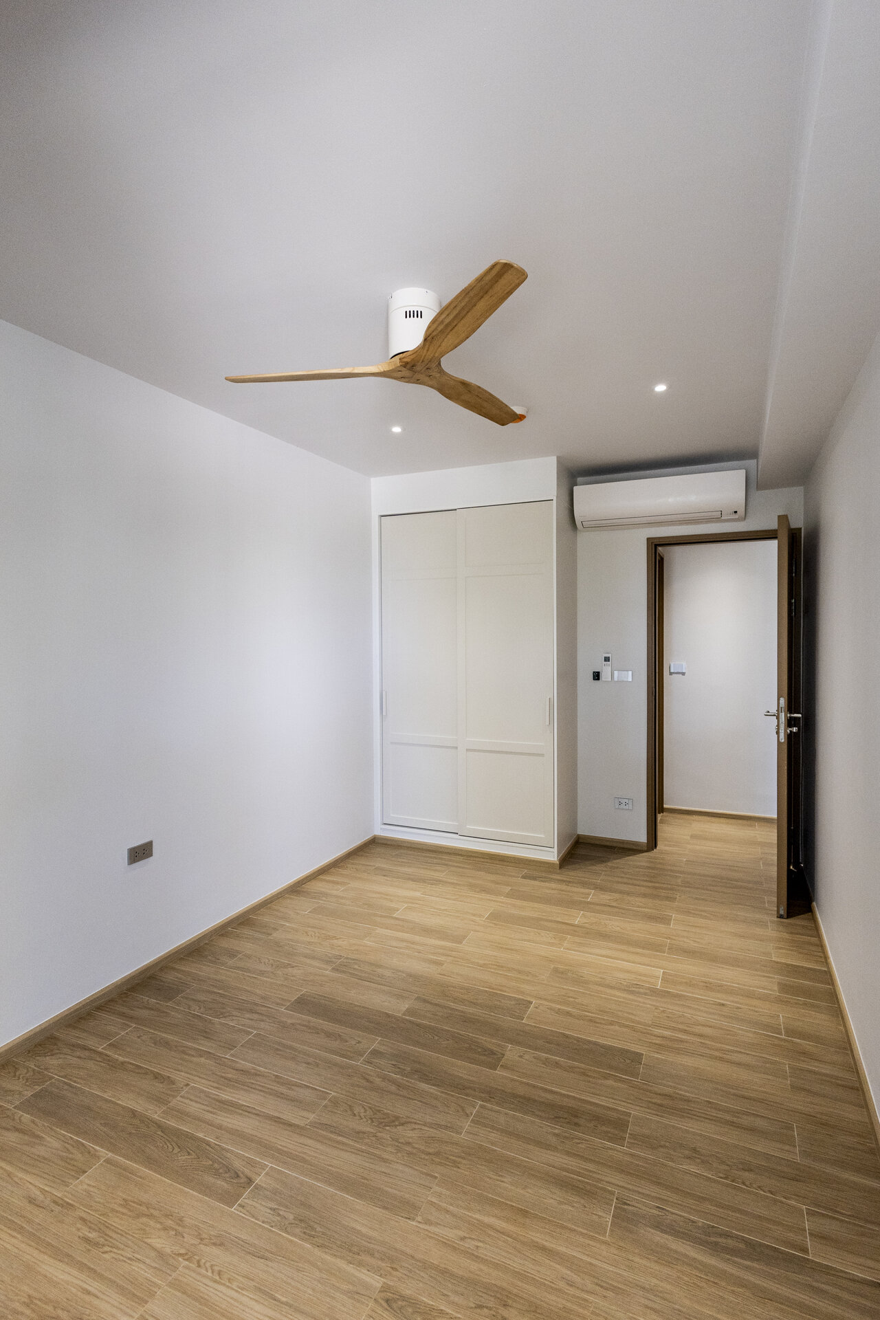 Laguna Beachside — 2 спальни, 99 м², юнит LBS2403 (ID 425)