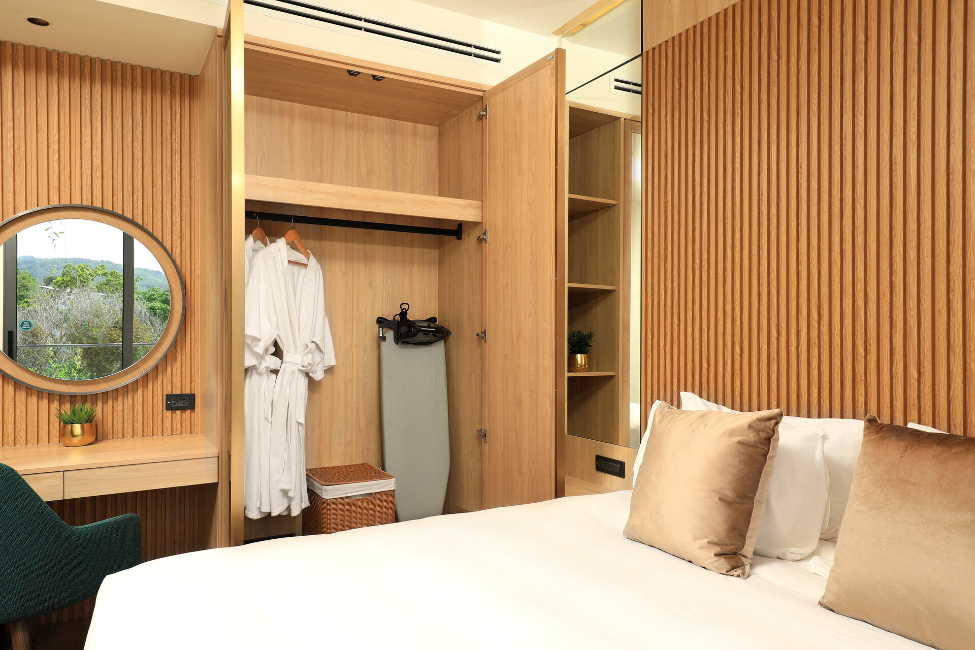 2 bedroom apartment for sale in Layan Green Park (ID 57)