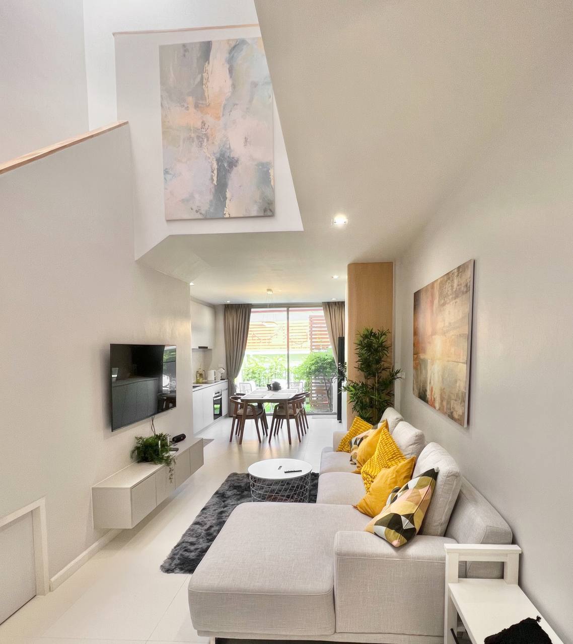 Продажа 2-спального таунхауса в Porjai Townhome at Ratsada (ID 390)