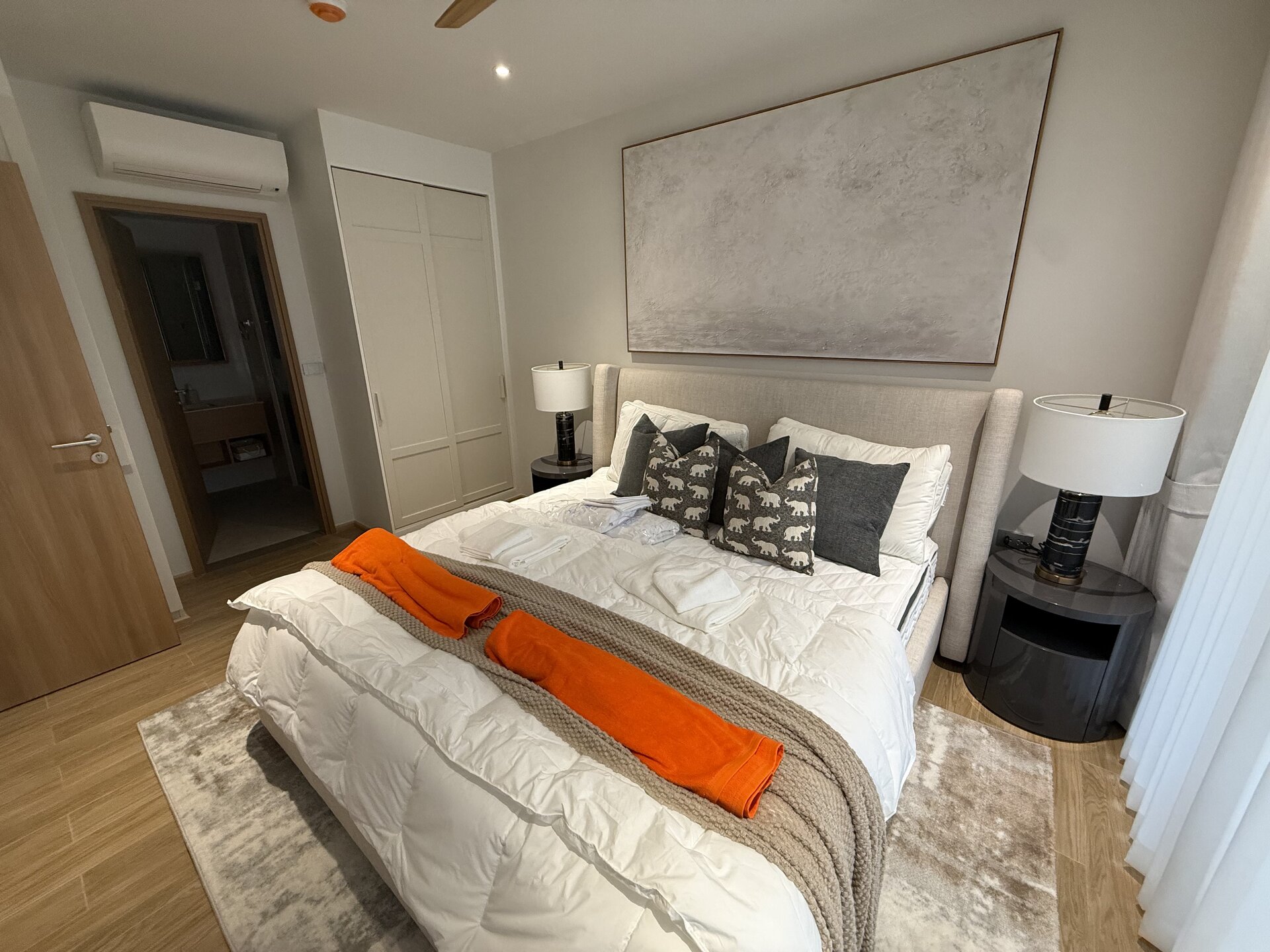 Laguna Beachside Residences (ID 606)