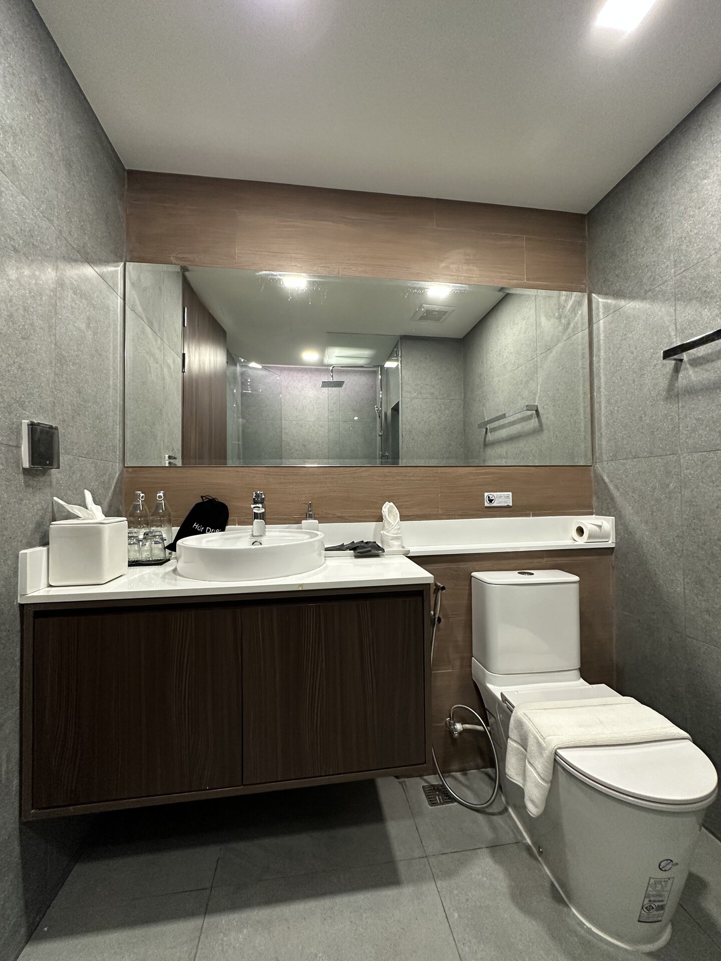 อพาร์ตเมนต์ 1 ห้องนอนเดอะพราวด์หาดกะรนห้อง 213 (ID 182)