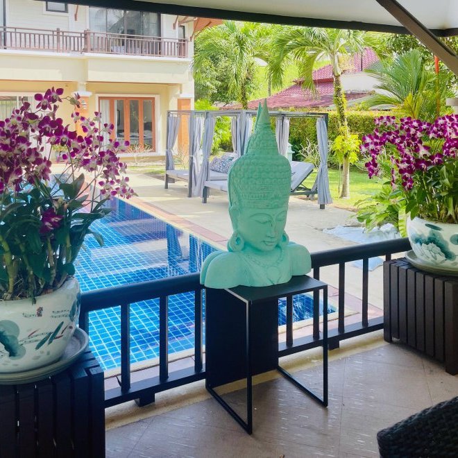 วิลล่าปรับปรุงใหม่ในลากูน่า (ID 623)