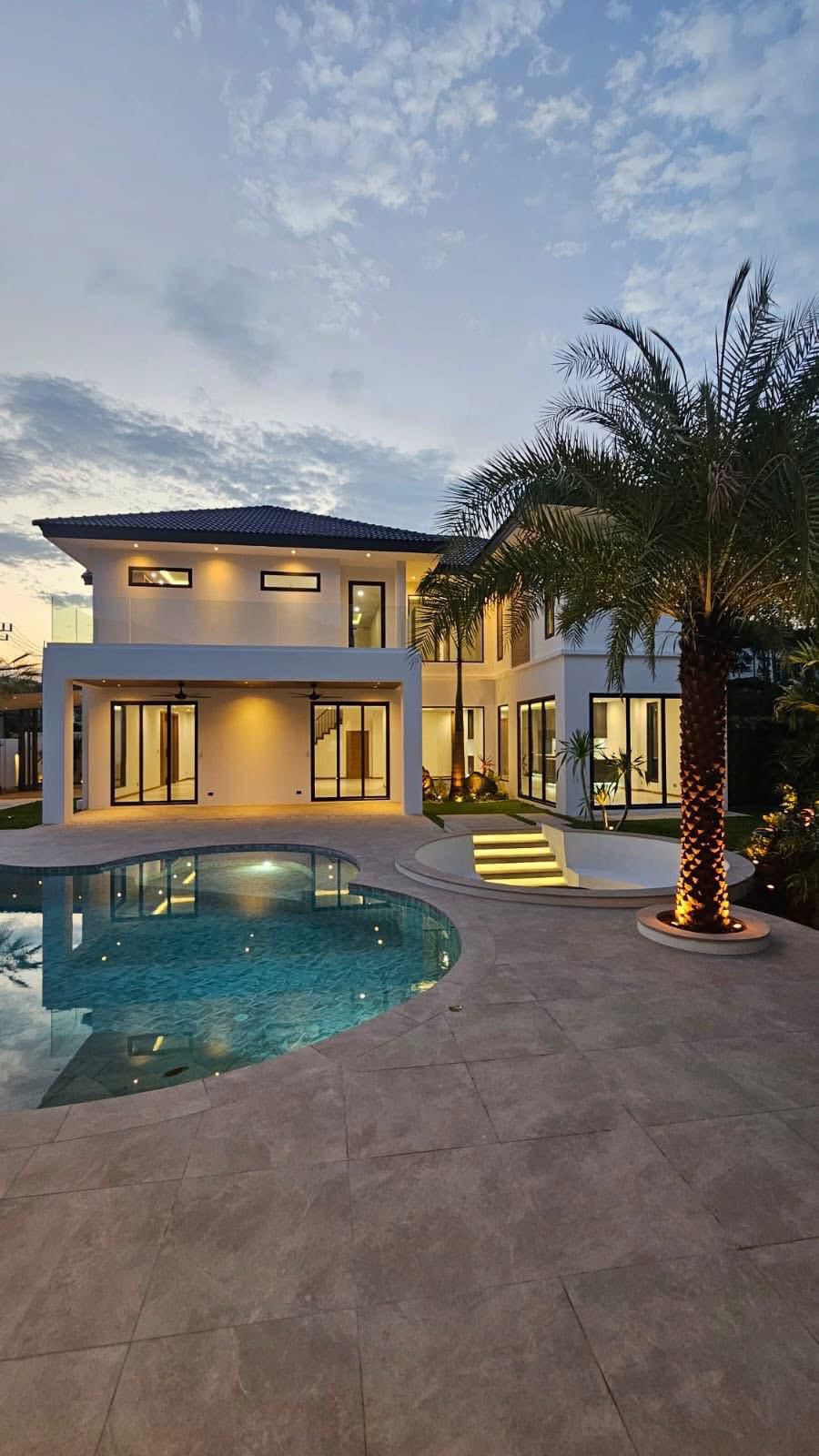 4 Bedroom Villa in Land & House Park Chalong (ID 620)