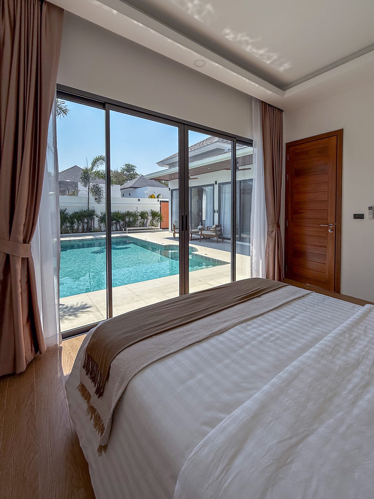 Вилла Nai Harn Residence — 3 спальни (ID 148)