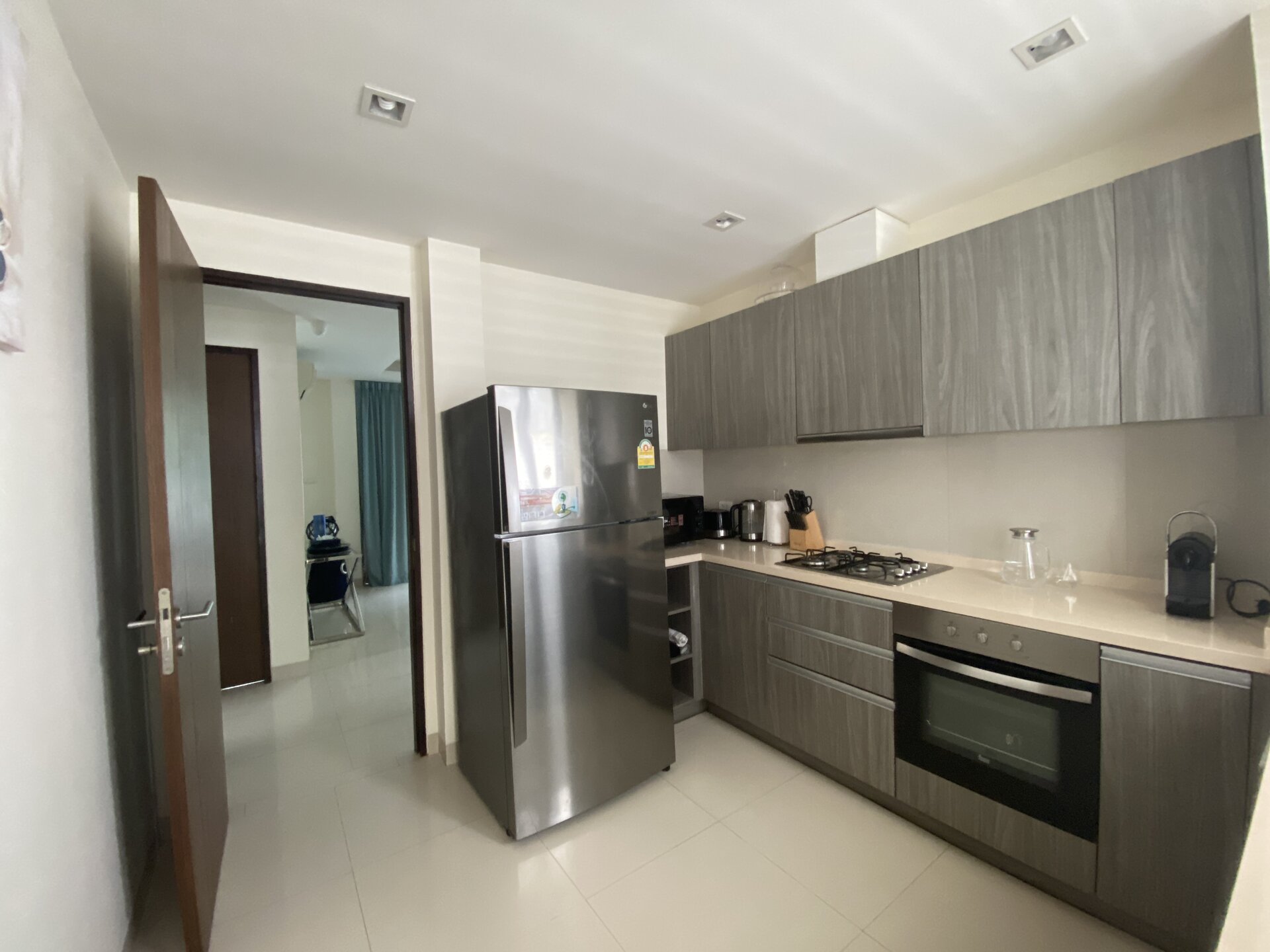 4 bedroom townhouse with swimming pool in Laguna Park (ID 49)