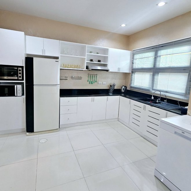 Таунхаус в Чалонге (ID 583)