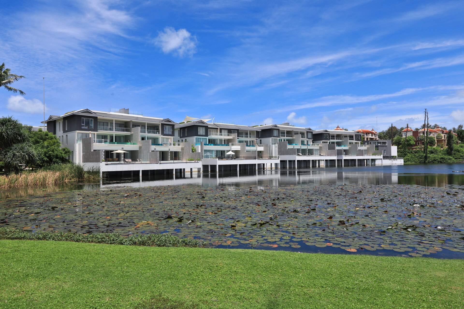 2 bedroom apartment for sale in Angsana Beachfront (ID 492)