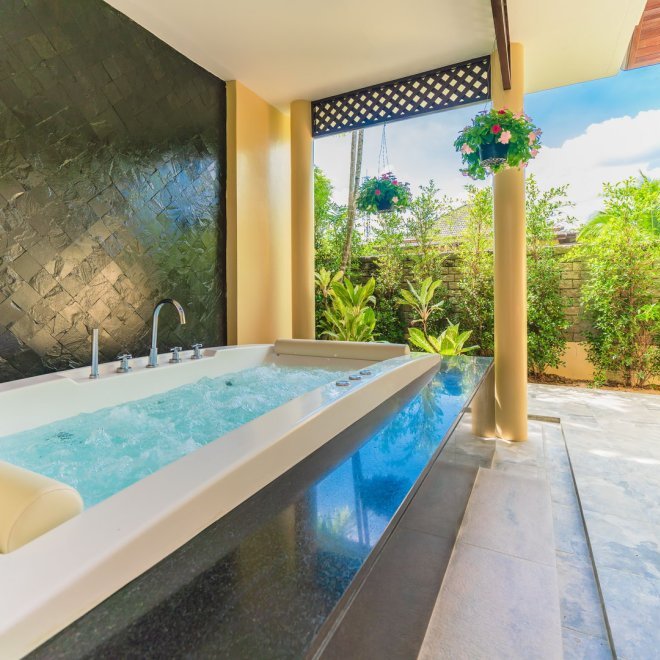 Аренда — роскошная вилла с 3+1 спальнями рядом с пляжем БангТао (ID 288)