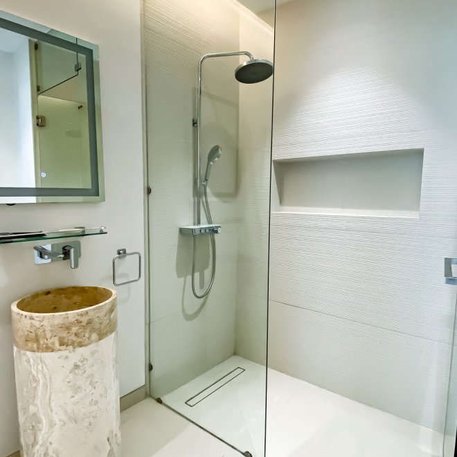 เข้ายึดคฤหาสน์ LuxPride 3 (ID 568)