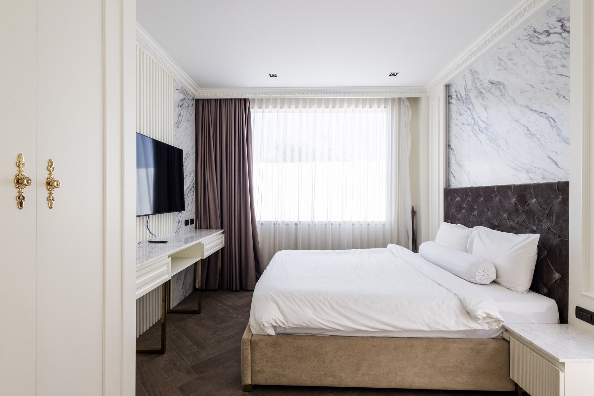 Gold Charoit (ID 554)