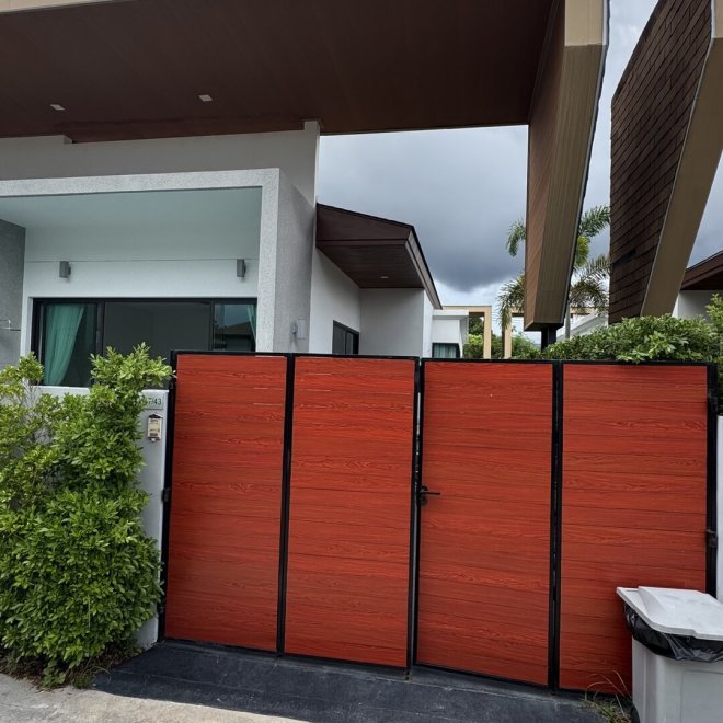 The 8 pool villa (ID 598)