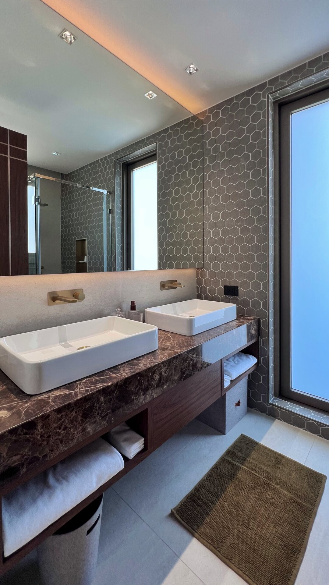 แกรนด์วิวเรสซิเดนซ์ลากูน (ID 687)