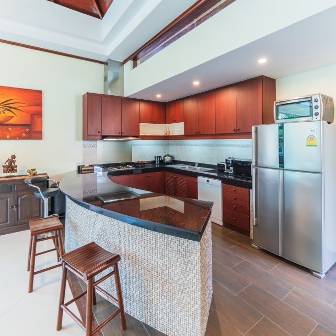 Аренда — роскошная вилла с 3+1 спальнями рядом с пляжем БангТао (ID 288)