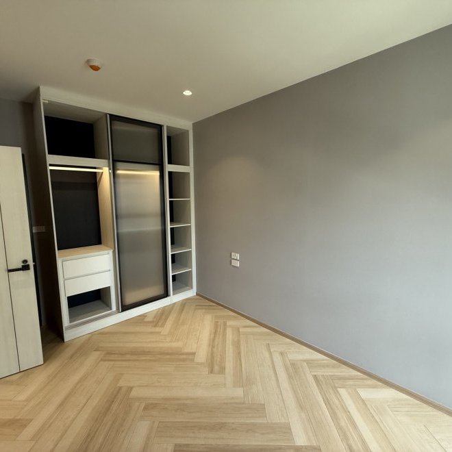 The Title Legendary C604 (ID 592)