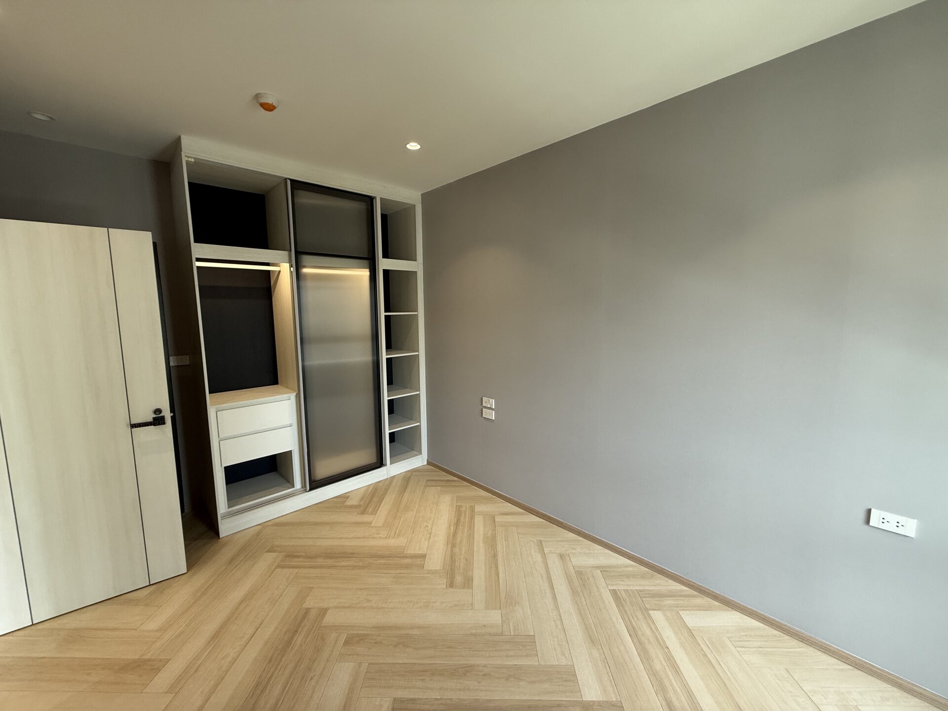 The Title Legendary C604 (ID 592)