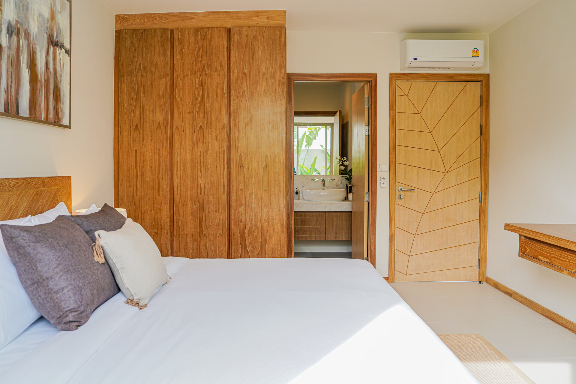 ตรีชาดาอาซัวร์ (ID 688)