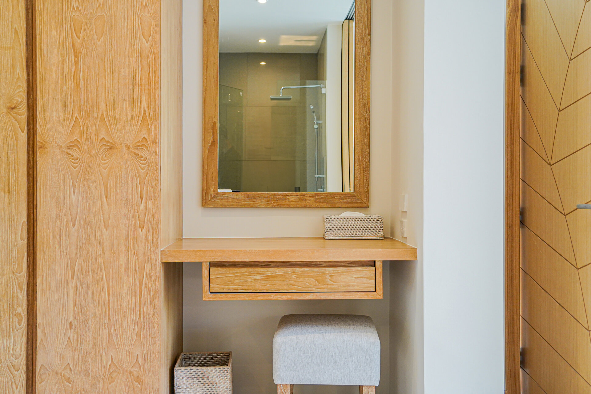 ตรีชาดาอาซัวร์ (ID 688)