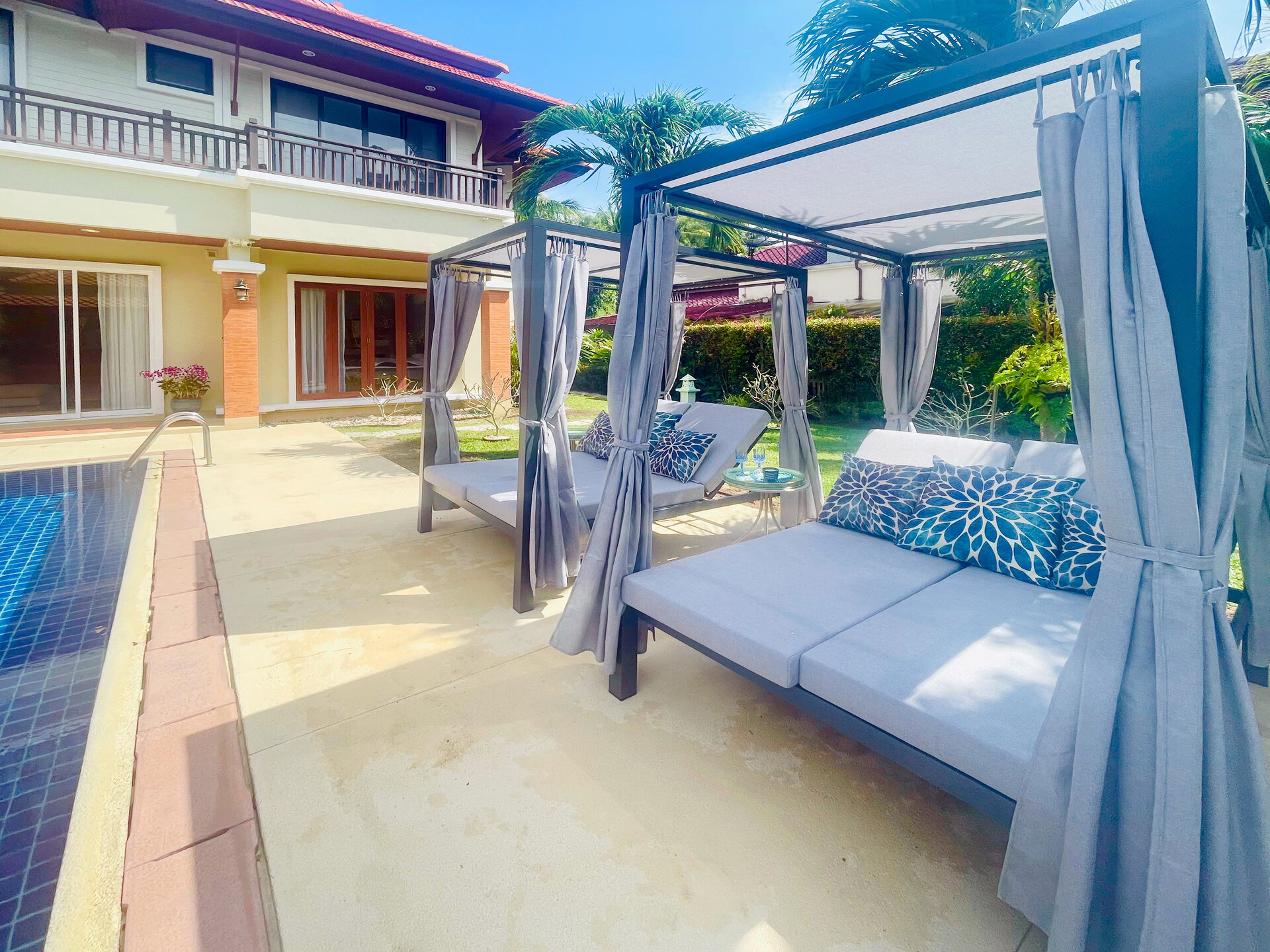 วิลล่าปรับปรุงใหม่ในลากูน่า (ID 623)