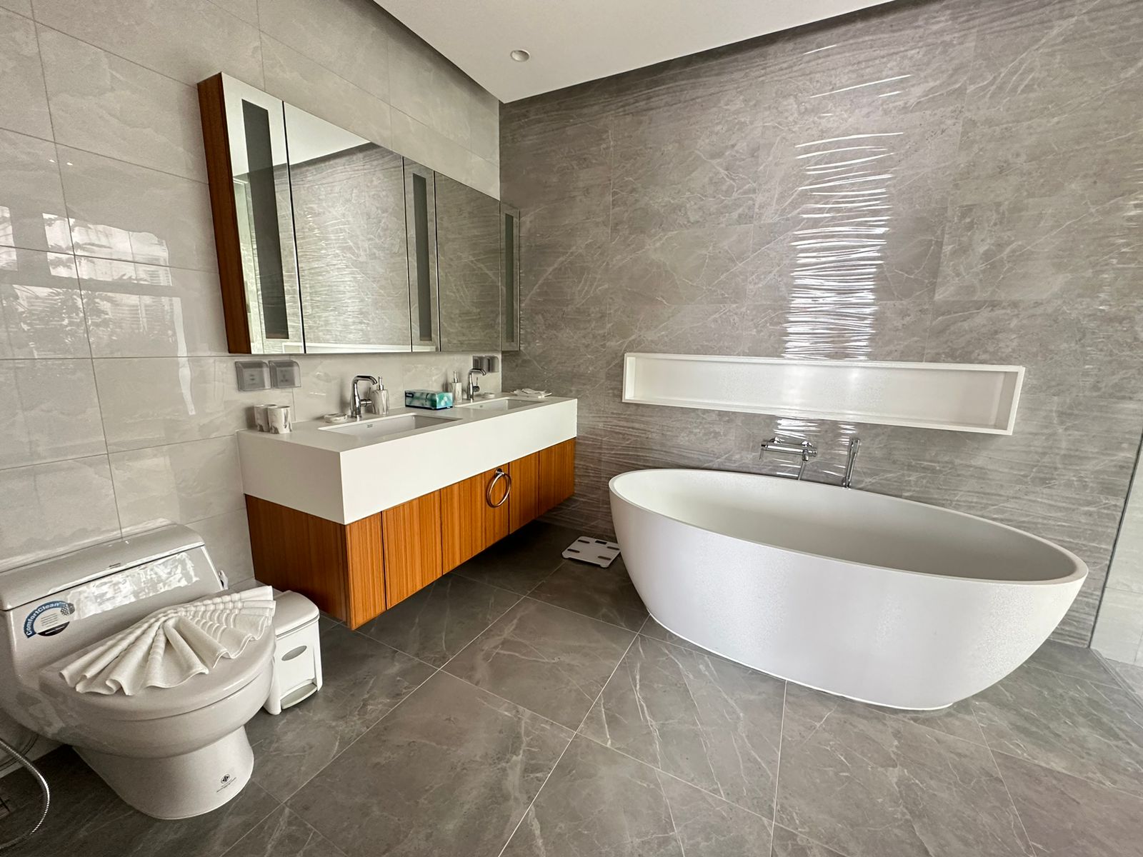 Продажа 2-спальной квартиры с бассейном и террасой в Angsana Beachfront (ID 491)