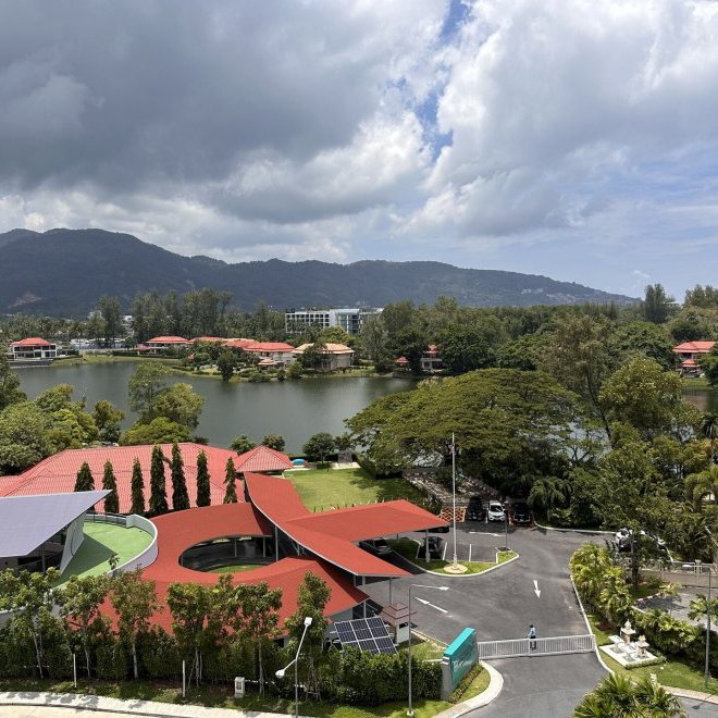 1 спальная квартира в SkyPark (ID 123)