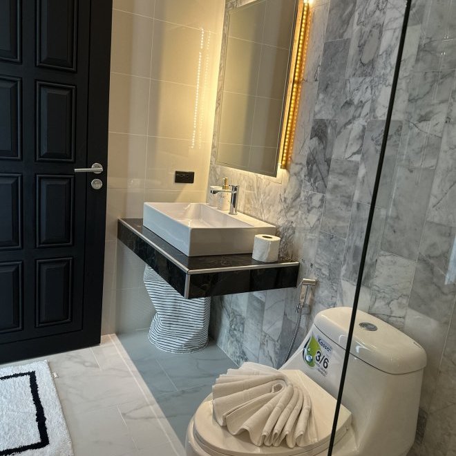 The 8 pool villa (ID 566)