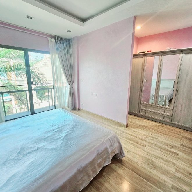 Таунхаус в Чалонге (ID 583)