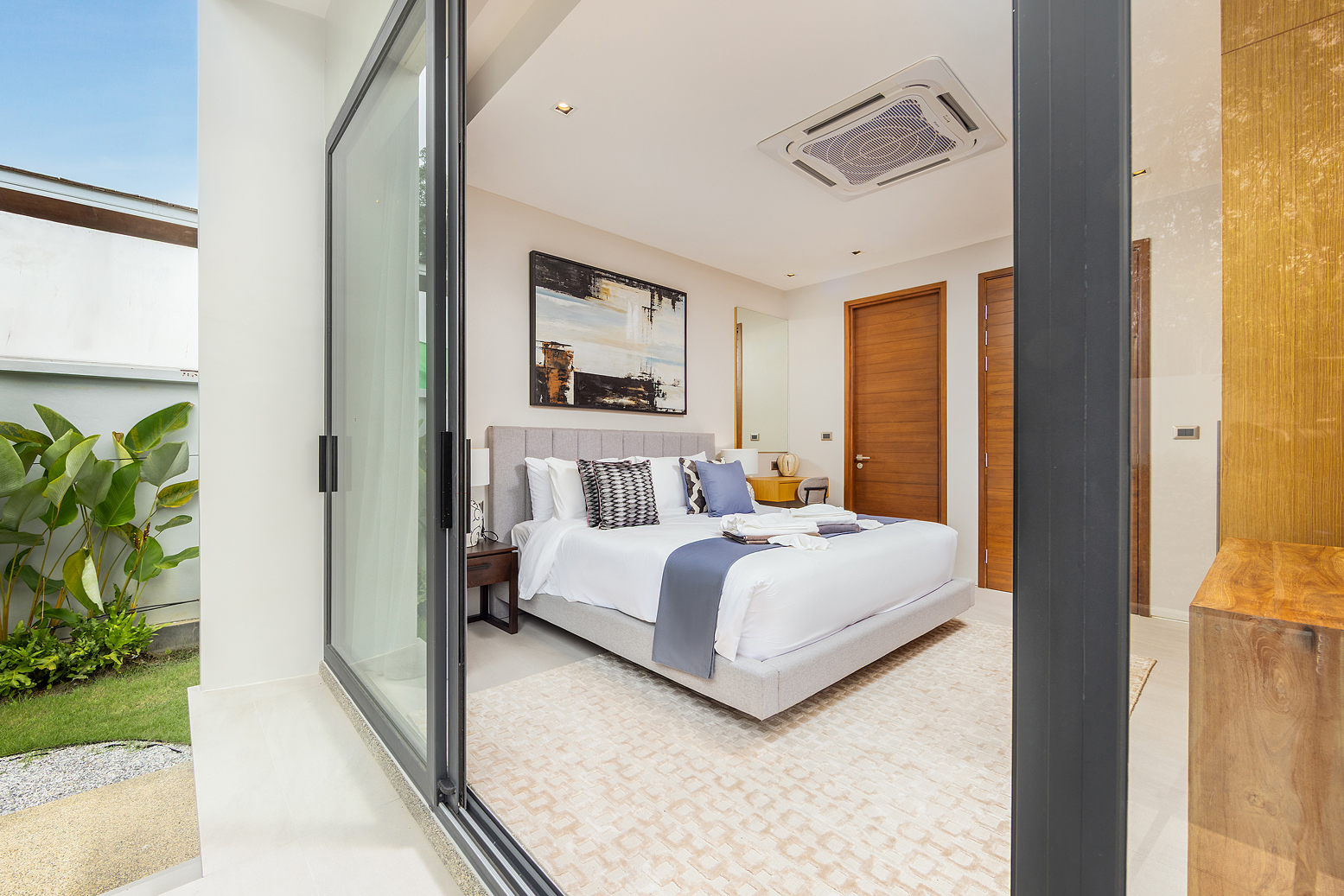 Magnum Villa в Botanica Modern Loft II (ID 703)