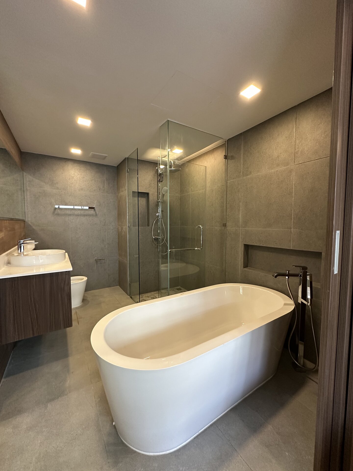 1 ห้องนอนของอพาร์ทเม้นภูมิใจ Karon ชายหาดหน่วย 406 (ID 186)