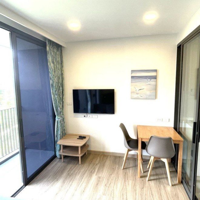 สตูดิโอสำหรับขายสกายพาร์คออโรร่าเรสซิเดนซ์ (ID 387)